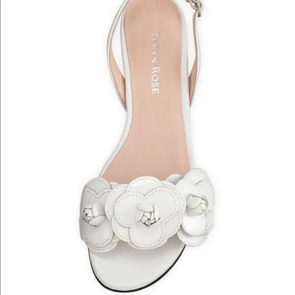 Taryn Rose White Ida Flower Slingback Sandals. Size 6